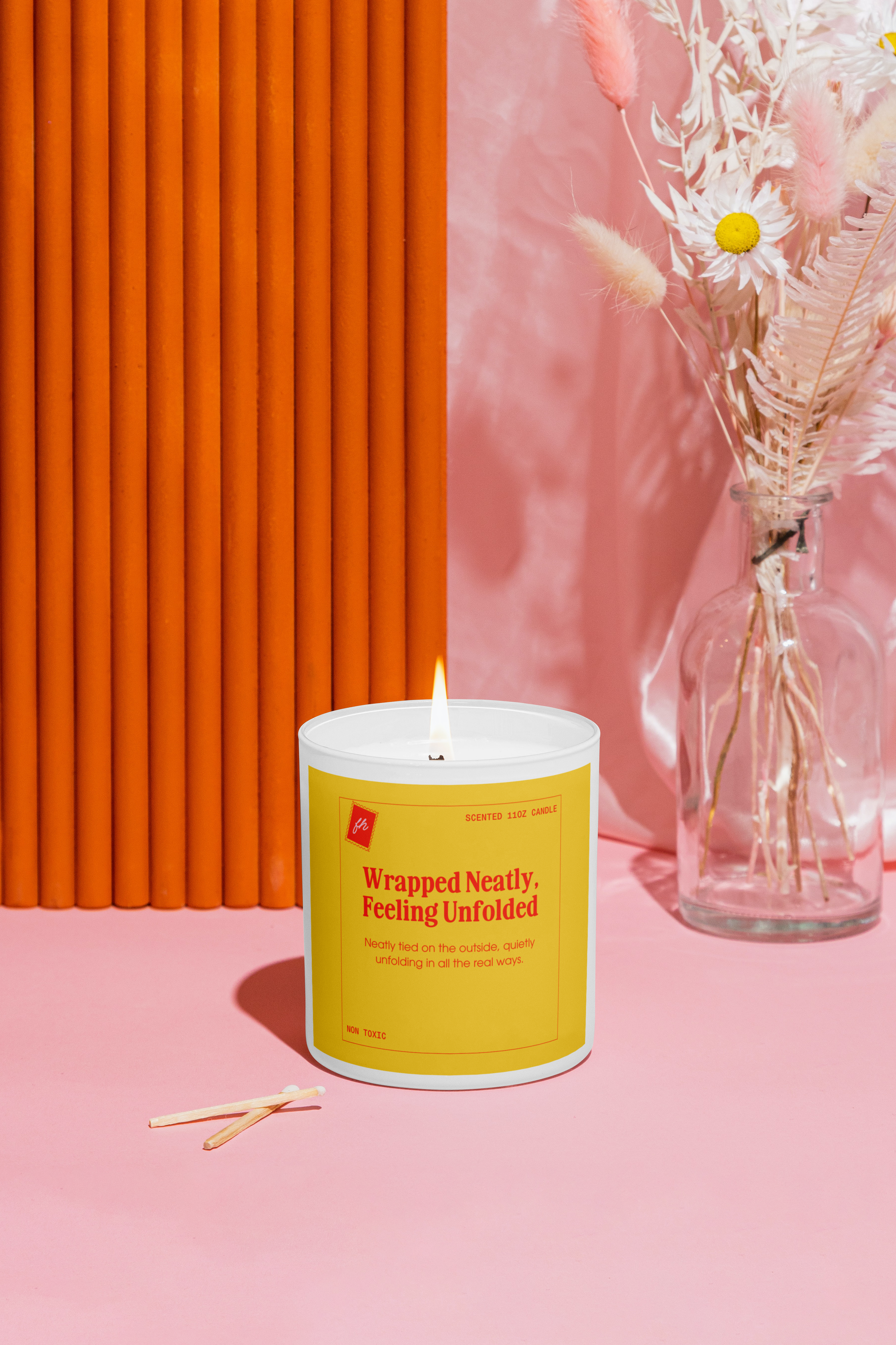 Wrapped Neatly Feeling Unfolded Candle 11oz | Glass Scented Soy Candle